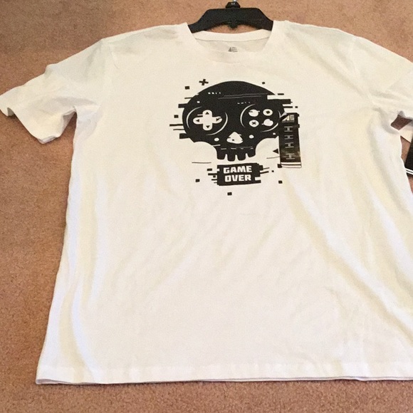 NWT T-Shirt - Picture 1 of 6